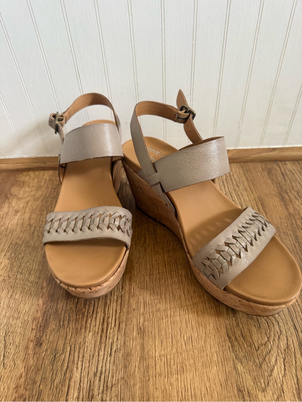 Kork-Ease Austin Braid Wedge Sandals size 9